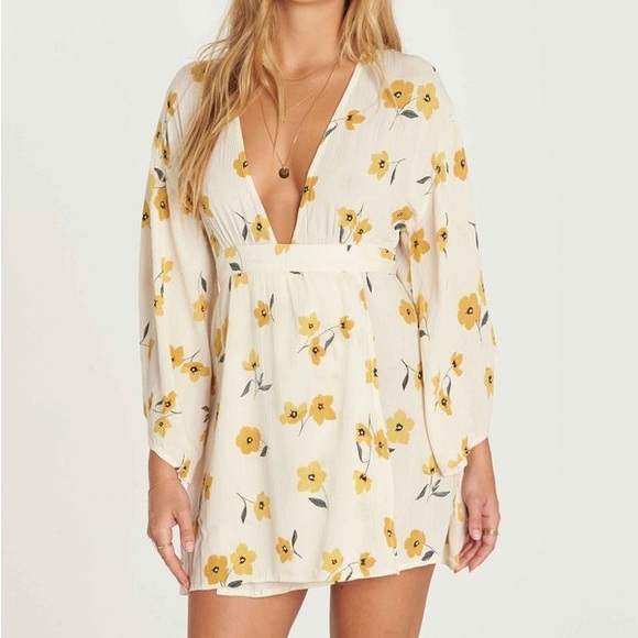 Billabong “Relax on High” Kimono Sleeve Yellow Floral Wrap Dress Size Medium - Picture 2 of 16